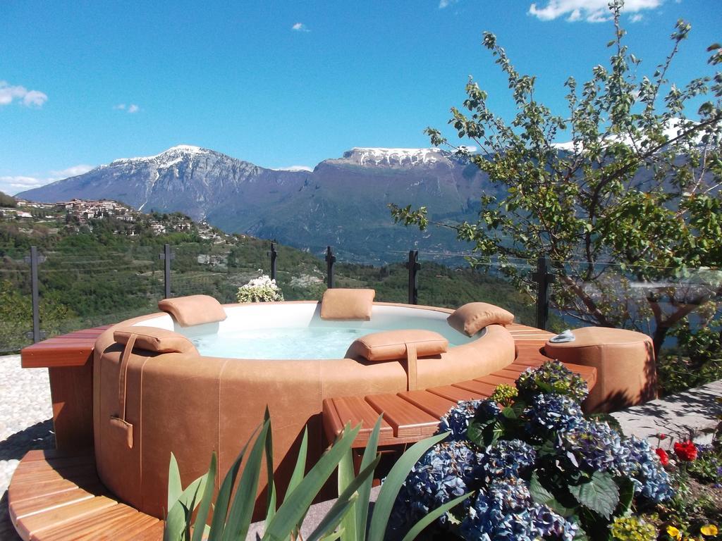 Agriturismo La Zangola Tremosine Bagian luar foto