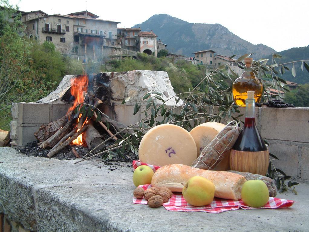 Agriturismo La Zangola Tremosine Bagian luar foto